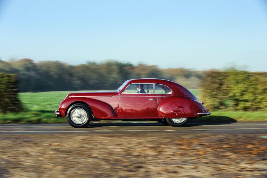  Alfa Romeo 6C 2500 SS Berlinetta 1939 года  (фото 27 из 36)